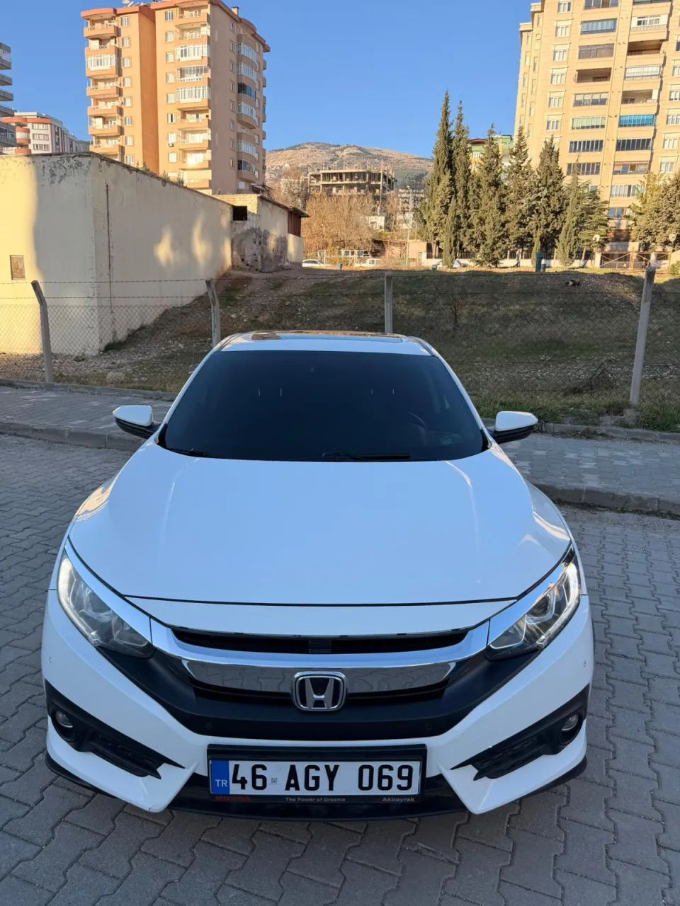 BAKIMLI DEĞİŞENSİZ DÜŞÜK KM HASAR KAYITLI HONDA CİVİC — 1