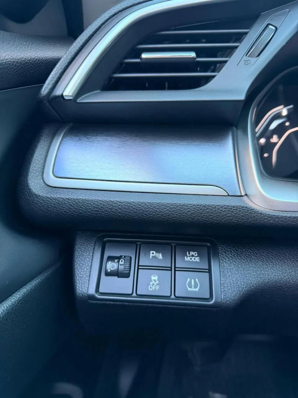 BAKIMLI DEĞİŞENSİZ DÜŞÜK KM HASAR KAYITLI HONDA CİVİC — 8