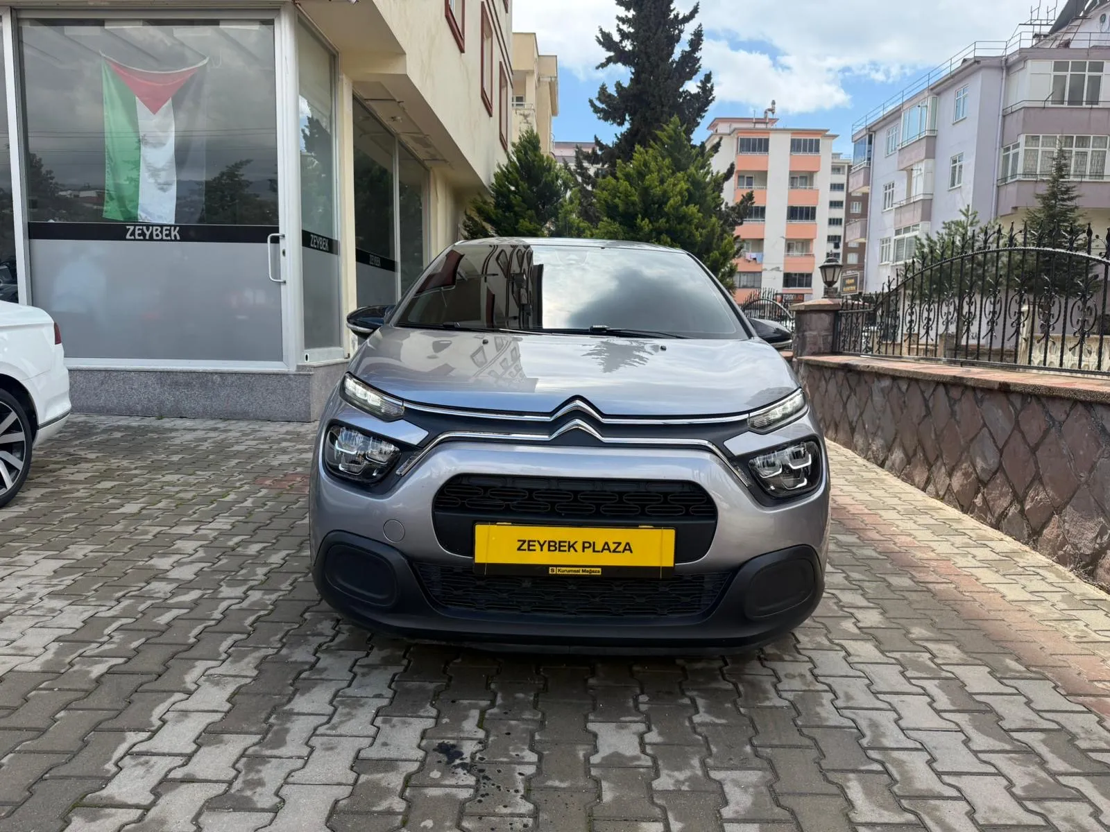 BAYANDAN TEMİZ BAKIMLI HATASIZ C3 — 2